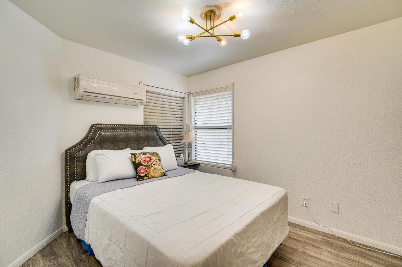 Apartment Vacation Near Vegas Strip With Pool! *