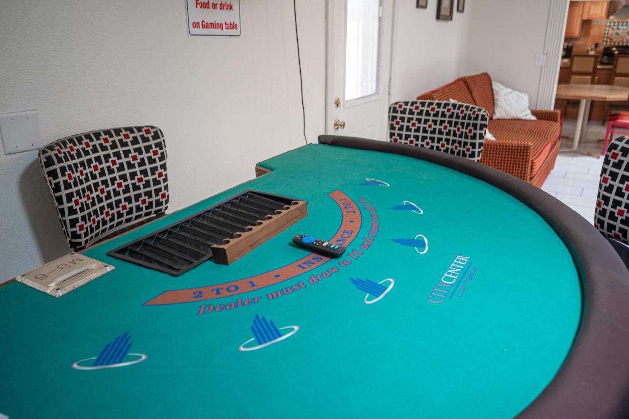 #15 Whole House 4 Bed 2 Bath Sleeps 14 Apartment Las Vegas