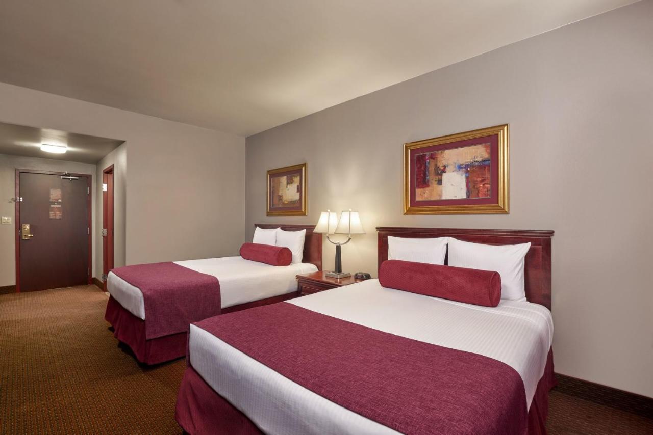 Downtown Vegas Beautiful Unit At 4 Queens Casino Fremont Aparthotel Las Vegas