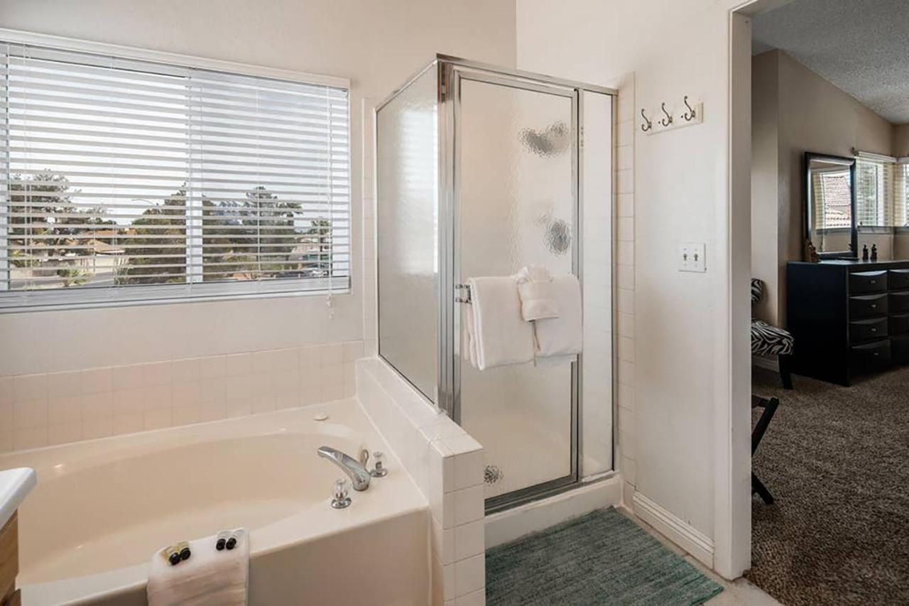 Vegas Getaway, Pool, Basket Ball, Games, Cook Holiday home Las Vegas