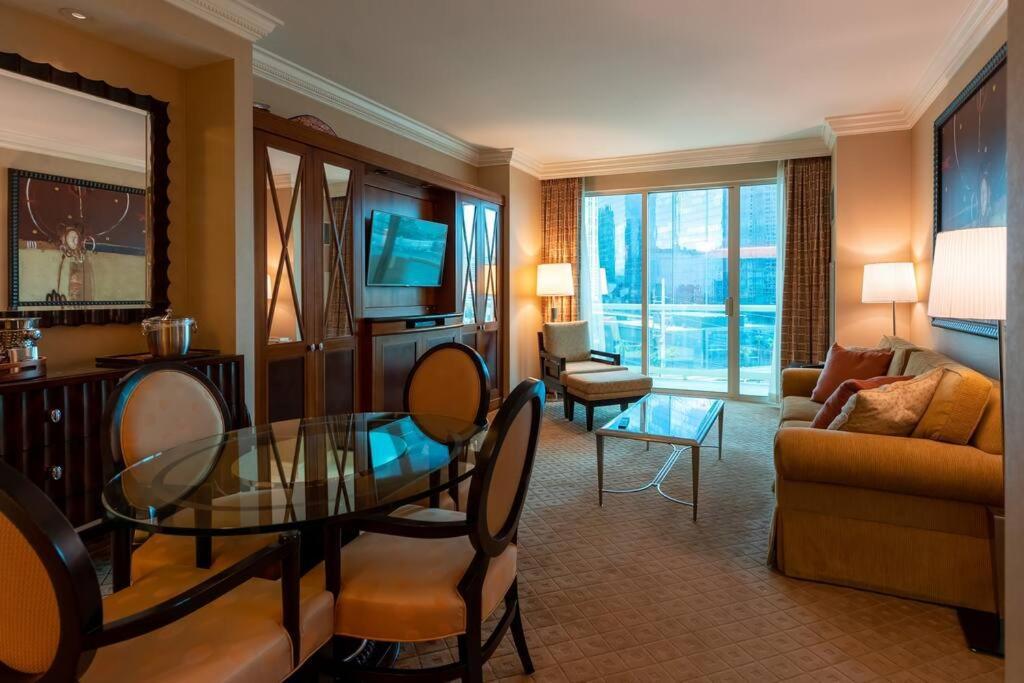Tower 3 Corner Unit With Spectacular Formula 1 Race Views! Las Vegas