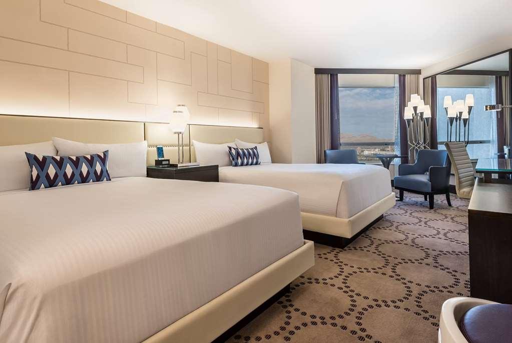 Hotel Tq Harrah S Vegas Las Vegas