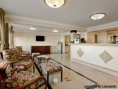 Super 8 By Wyndham Vegas North Strip/fremont St. Area Las Vegas