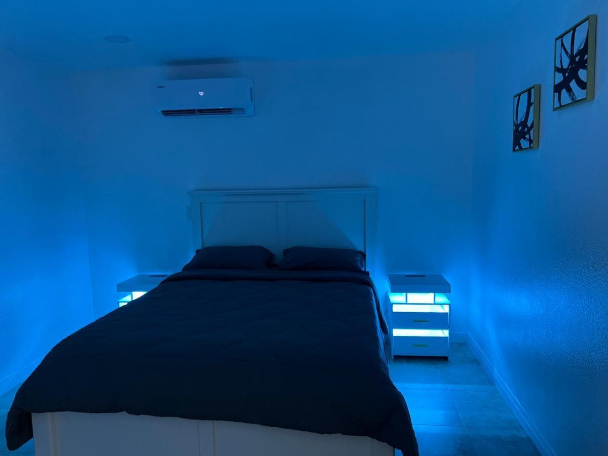 Vegas Apartment