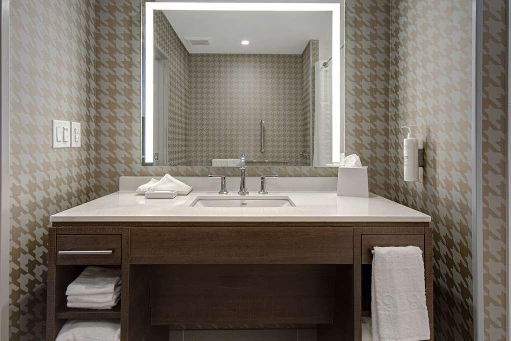 Home2 By Hilton Vegas North 3*