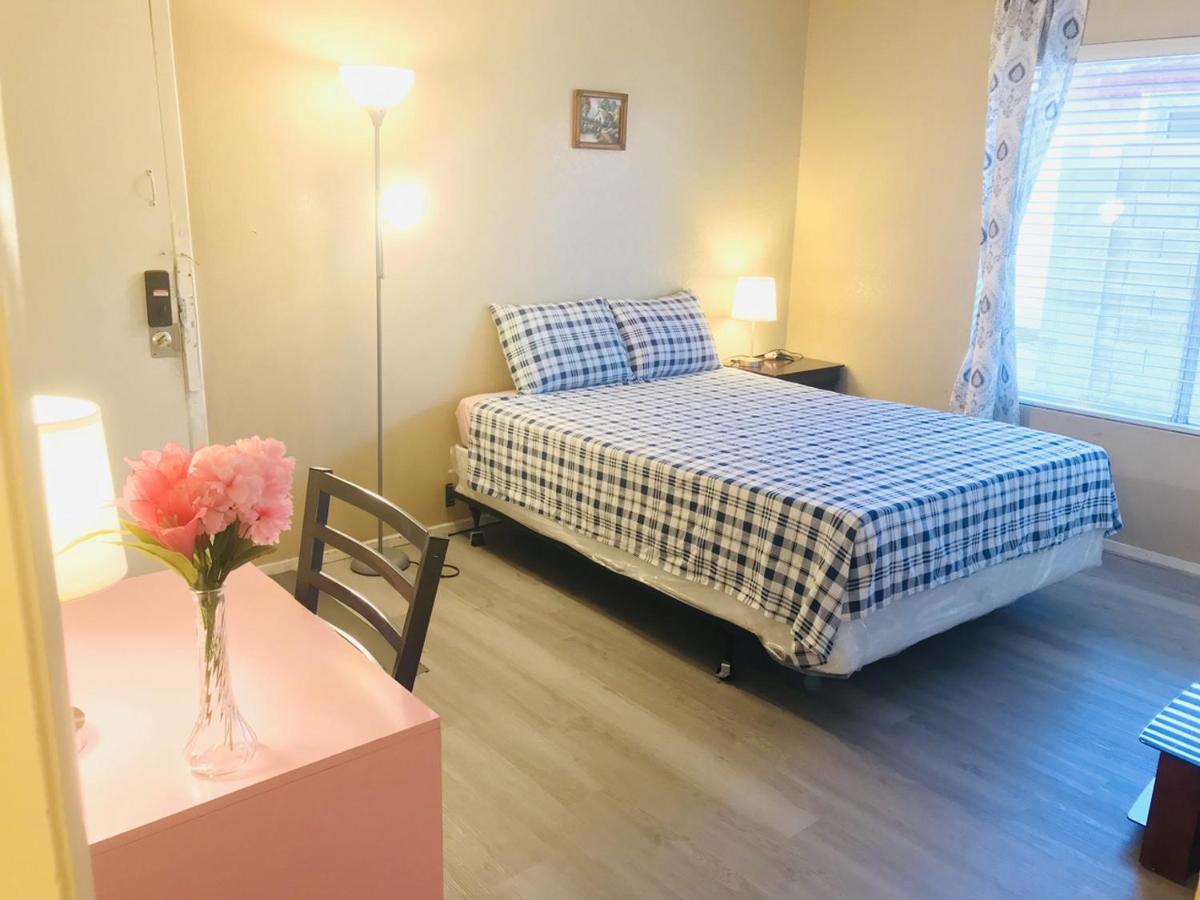 Independent Bedroom With Private Bathroom#2 * Las Vegas