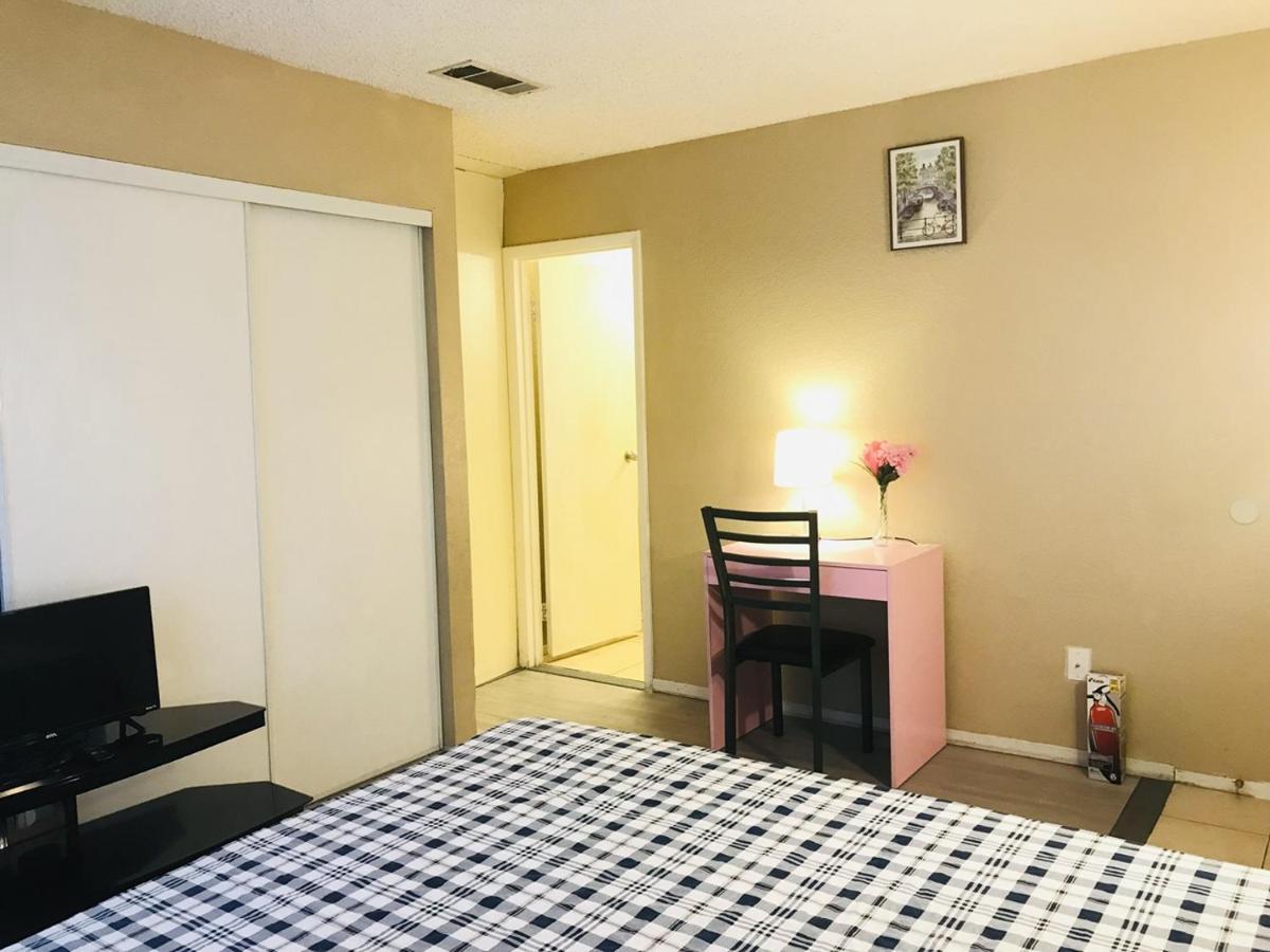 Guest house Independent Bedroom With Private Bathroom#2 *