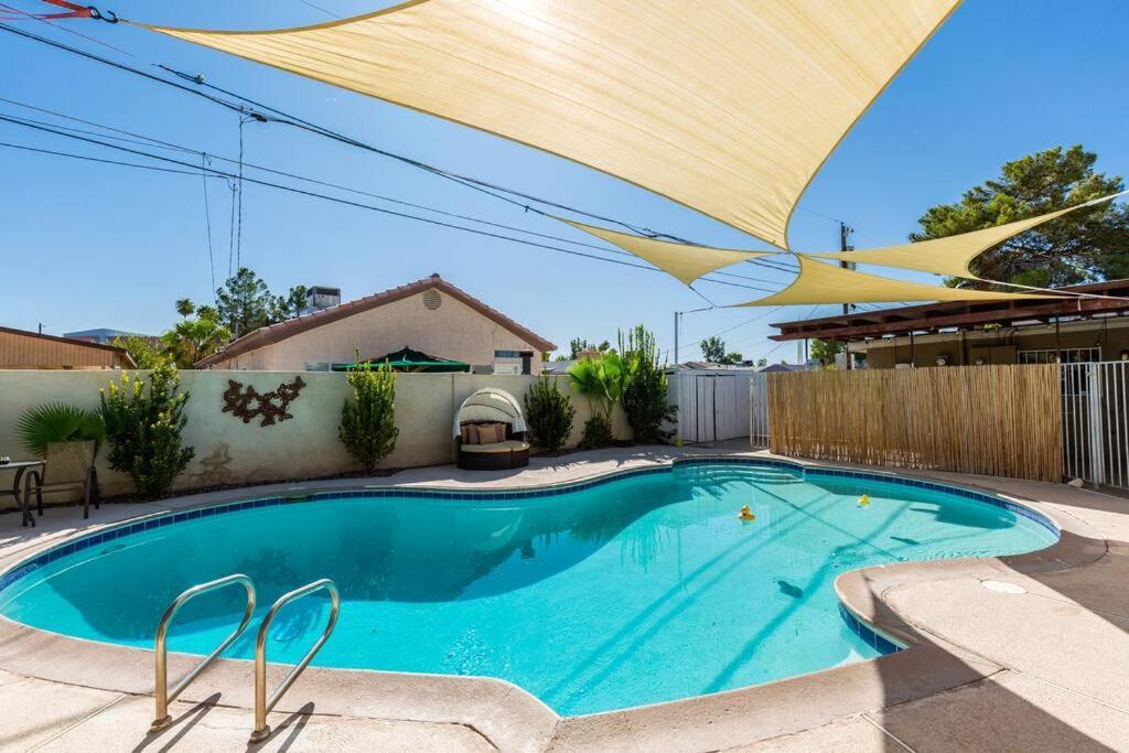 Phoenix House Great For Groups!!! * Las Vegas