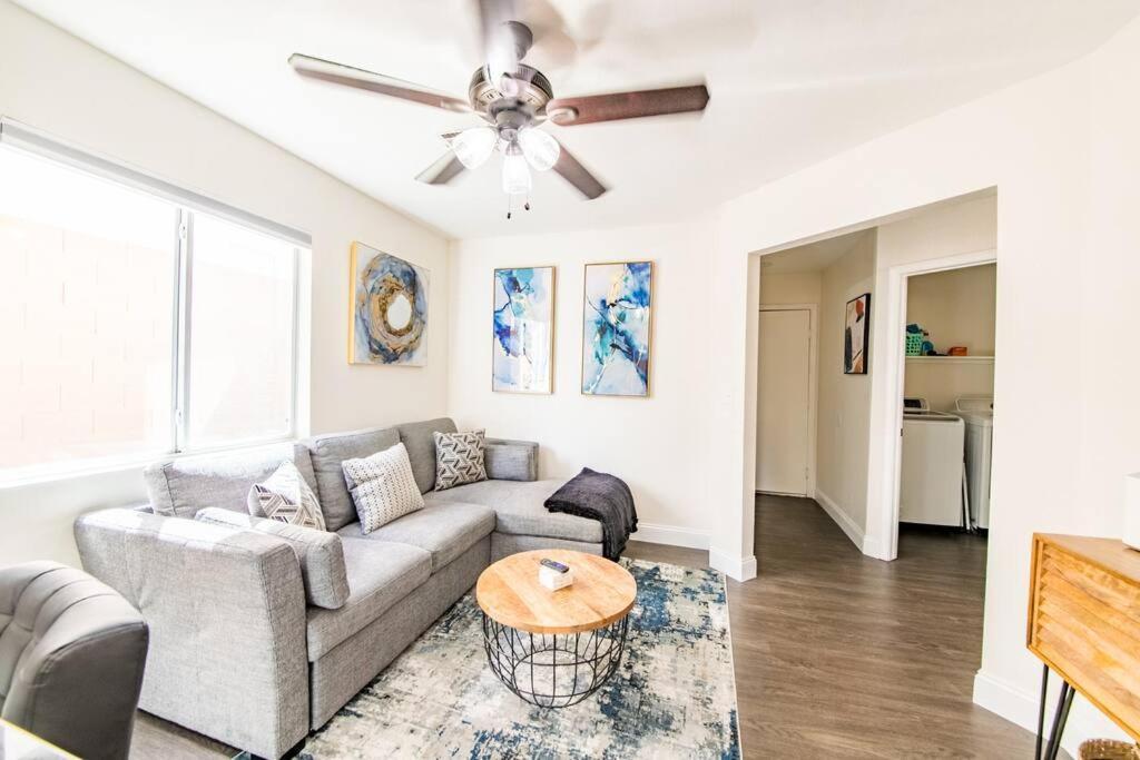 Holiday home Gorgeous Away From 3 Bed 3 Bath W/ Pool Las Vegas