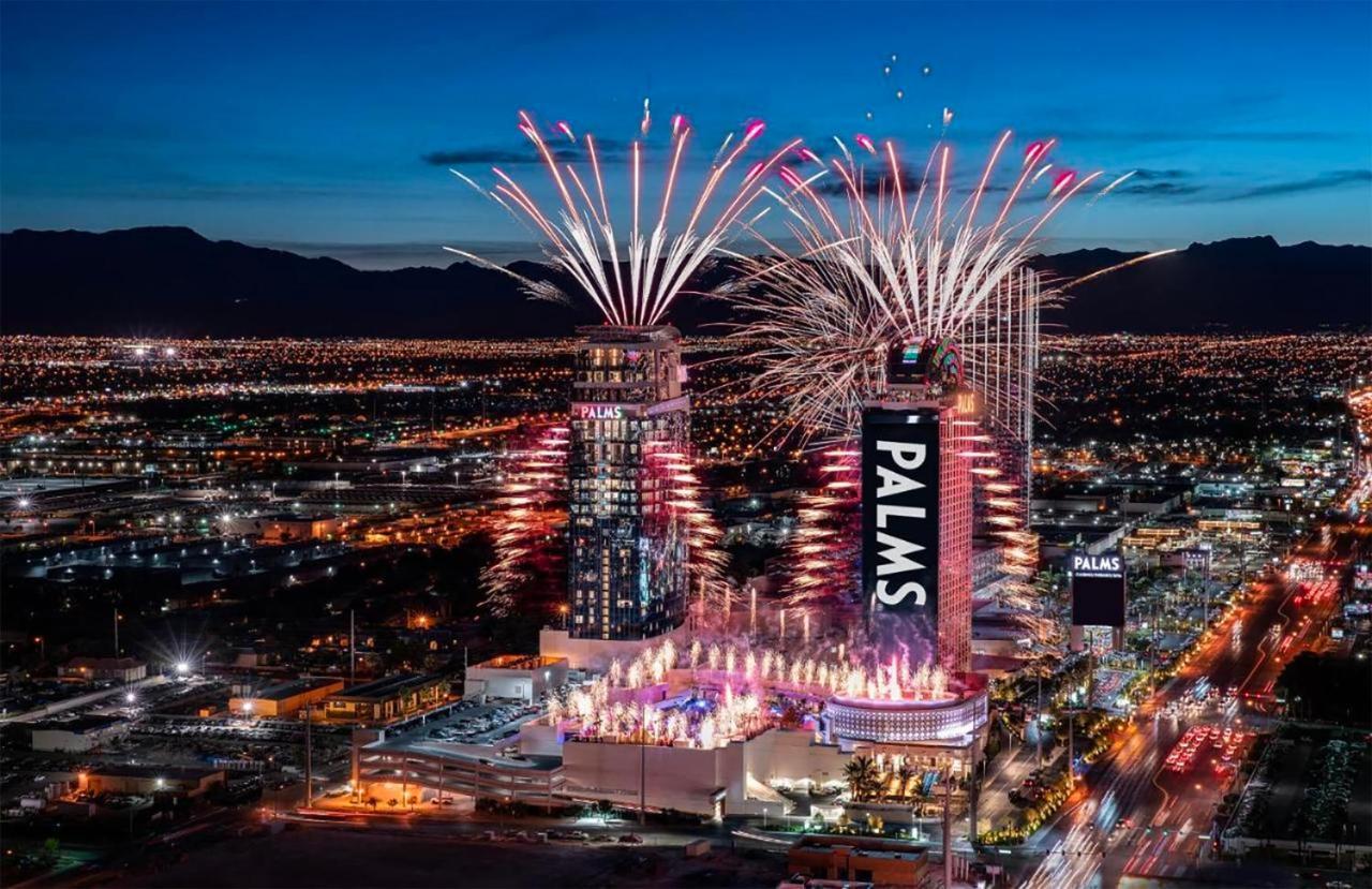 Apartment Huge Modern Luxury 17 Floor Panoramic Corner With Open Balcony Las Vegas