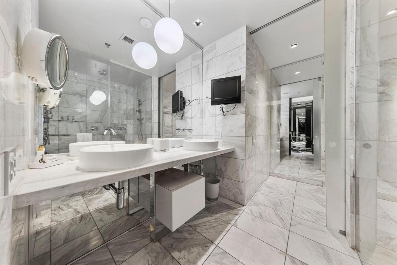 Apartment Huge Modern Luxury 17 Floor Panoramic Corner With Open Balcony *