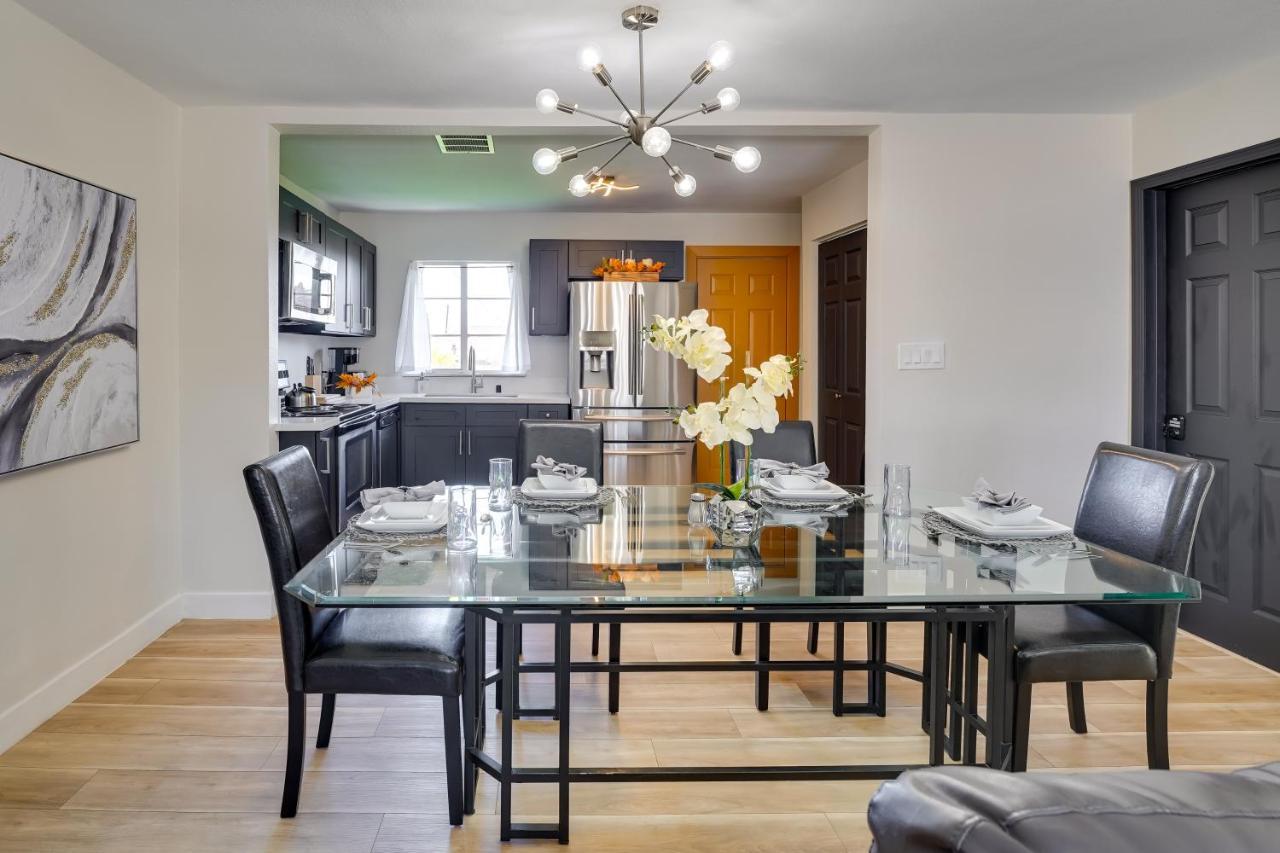 Modern Downtown Vegas Near Fremont Street * Las Vegas