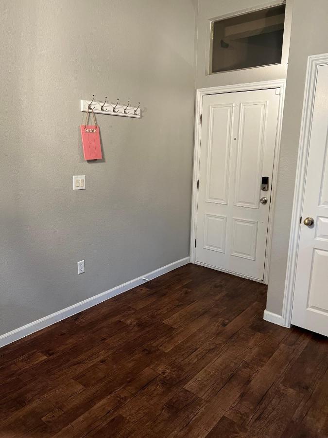 Gate Dual Master Office And Dog Park 30 Days Minimun * Las Vegas