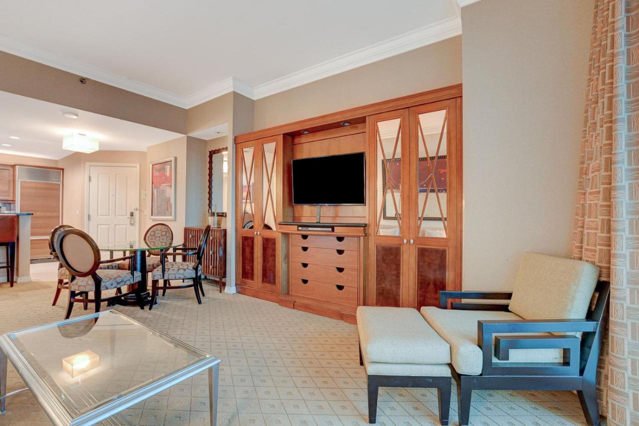 29Th Ph Mgm Signature Suite With A Massive Balcony *