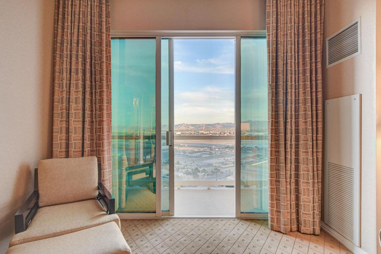 Aparthotel 29Th Ph Mgm Signature Suite With A Massive Balcony Las Vegas