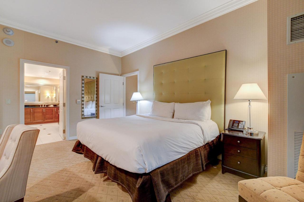 29Th Ph Mgm Signature Suite With A Massive Balcony * Las Vegas