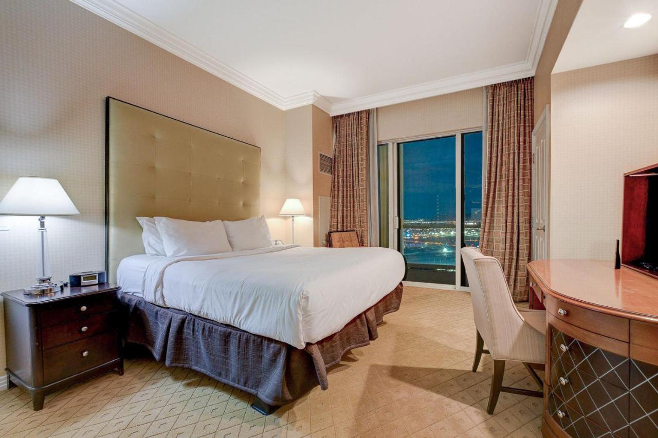 29Th Ph Mgm Signature Suite With A Massive Balcony Aparthotel