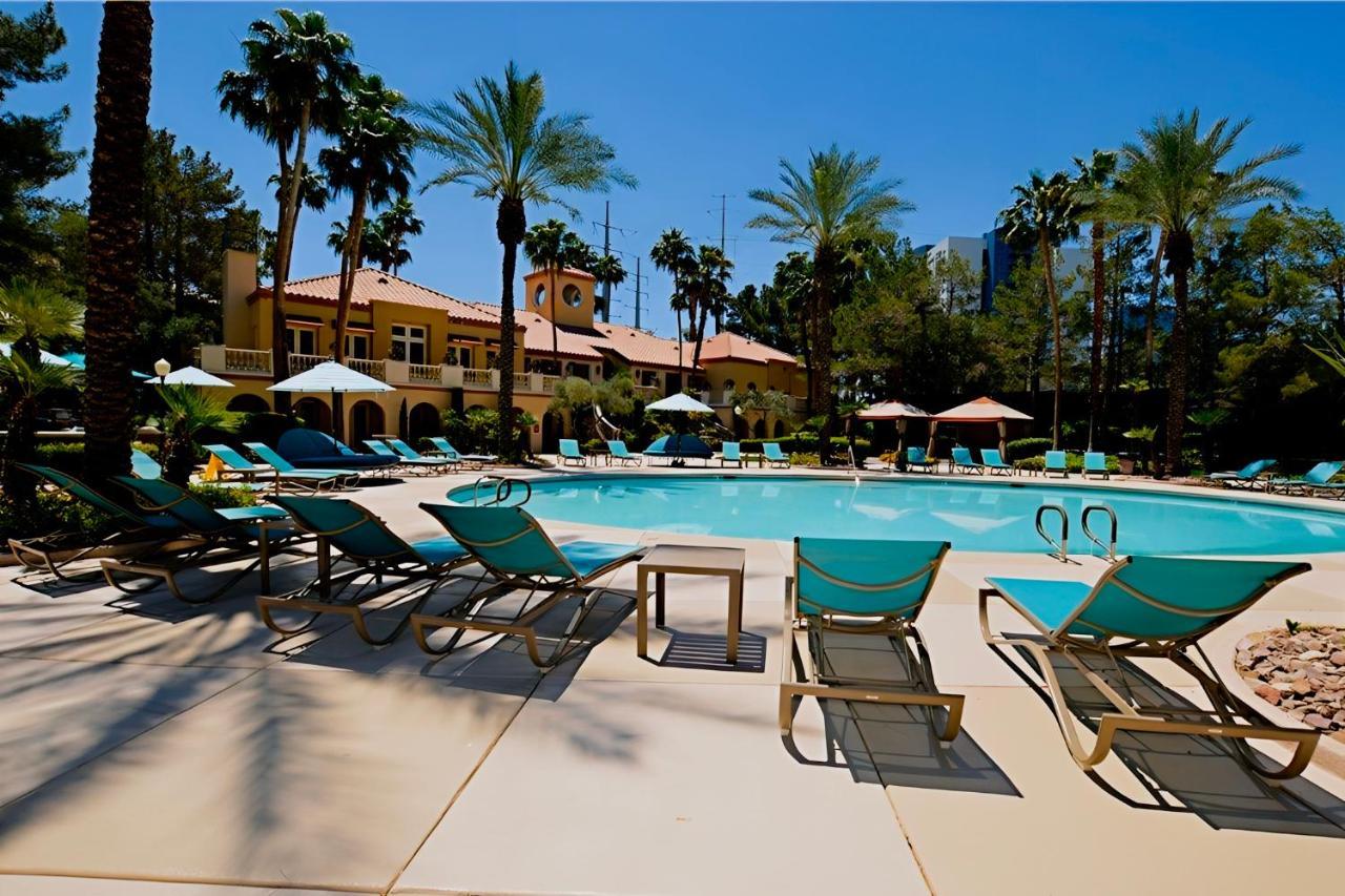 Apartment Fabulous Penthouse: Vegas Strip View With Amenities