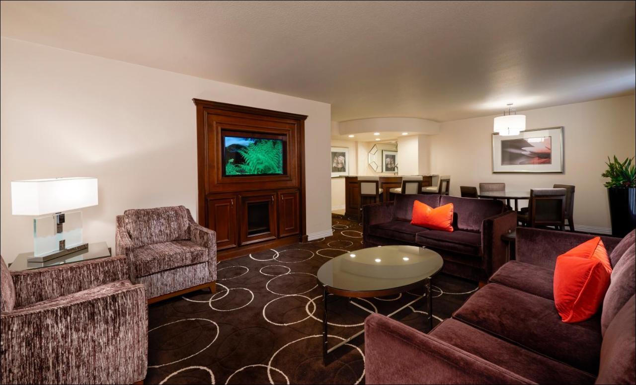 Sunset Station & Casino Hotel 4*