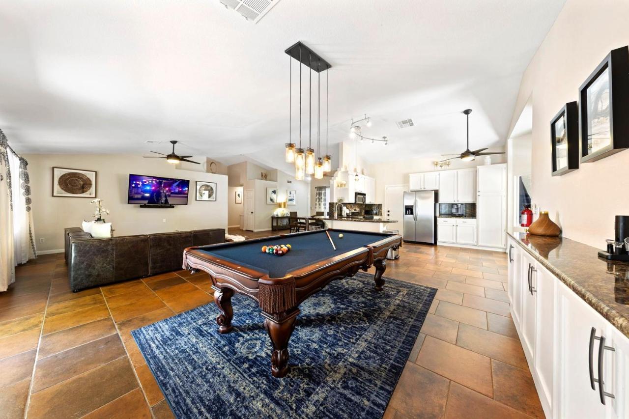 Holiday home Ultimate Vacation: A Luxurious Oasis With A Pool! *