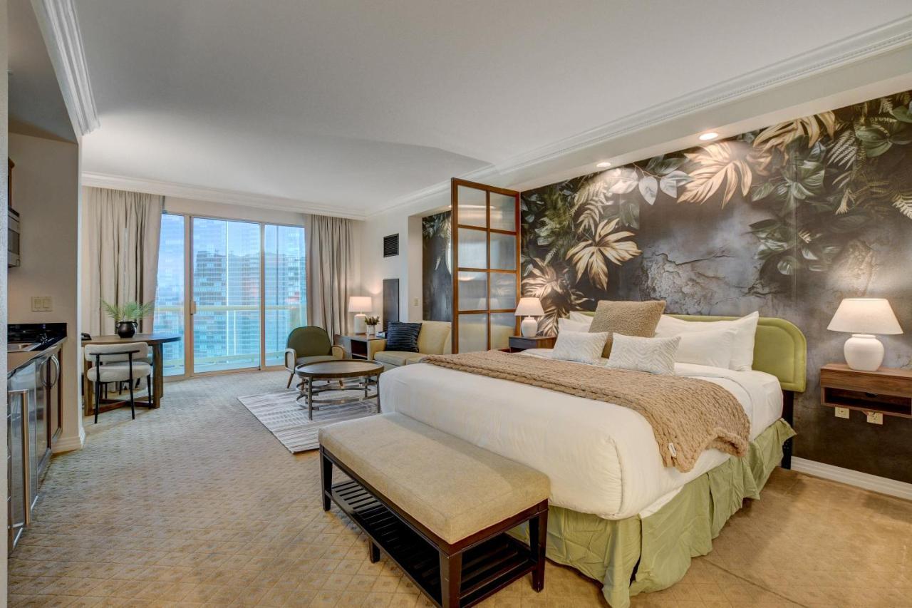 Aparthotel Blu Cashmere * Mgm Signature 23rd Flr W/balcony Strip View *