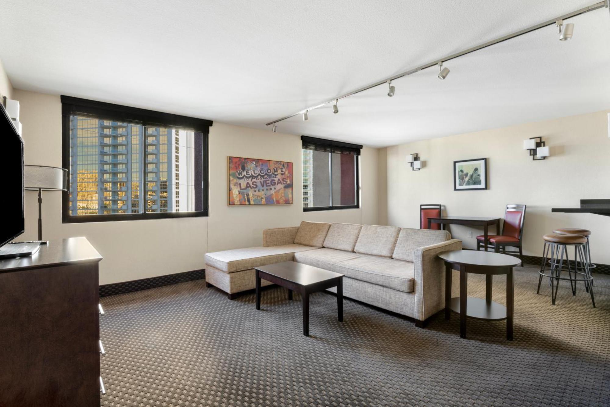 The Carriage House Hotel 3*
