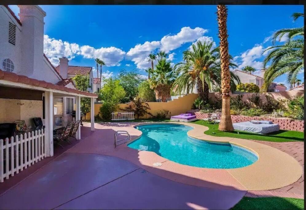 Pet Friendly Rancher With Pool/sw Vegas