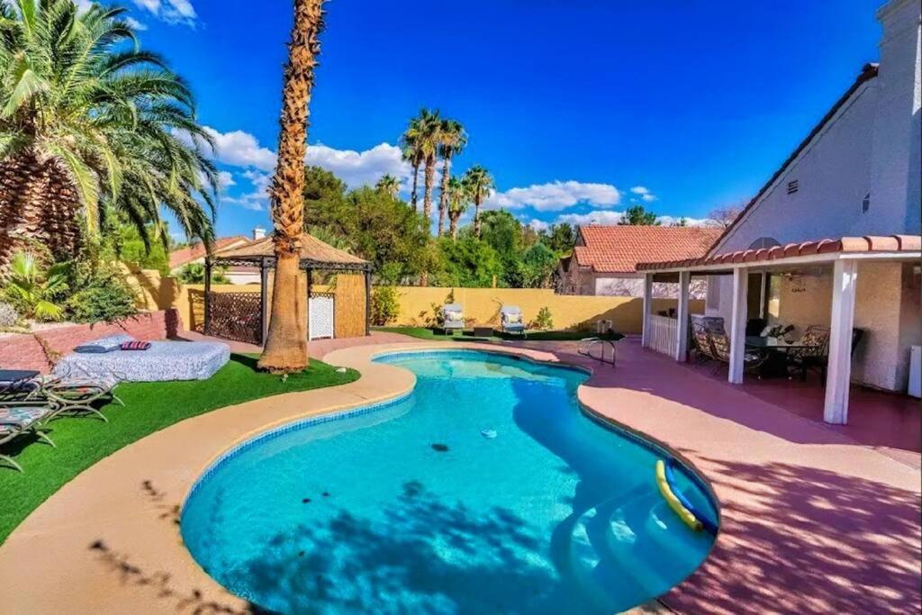 Pet Friendly Rancher With Pool/sw Vegas *