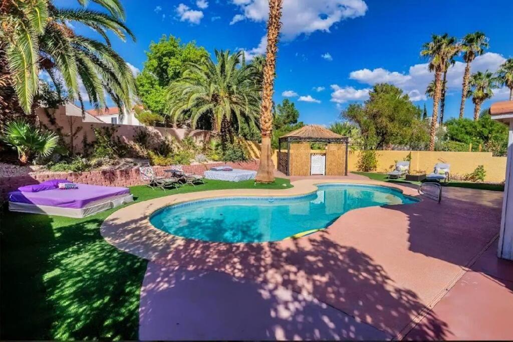 Villa Pet Friendly Rancher With Pool/sw Vegas Las Vegas
