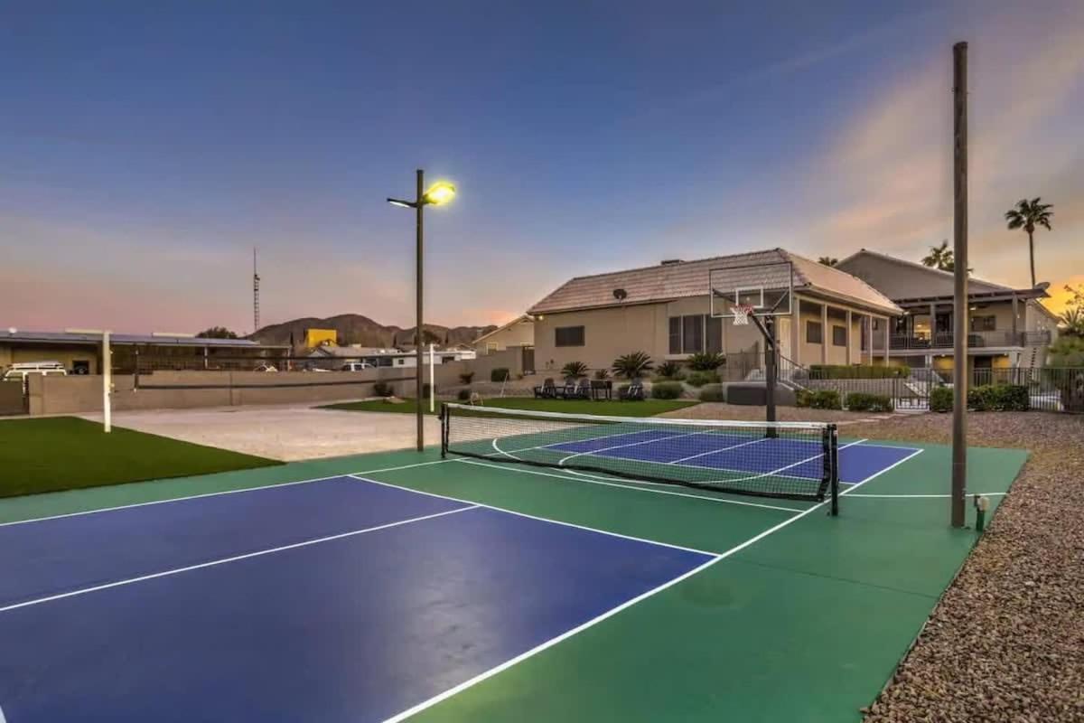 Luxurious 7br Mansion W Pool, Gym, & Casita Las Vegas