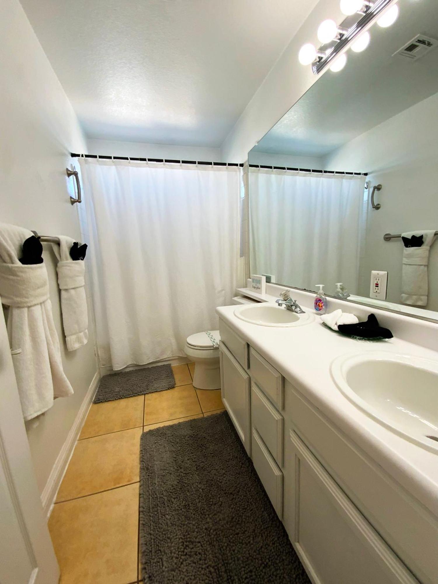 Holiday home Vegas Getaway, Pool, Basket Ball, Games, Cook Las Vegas