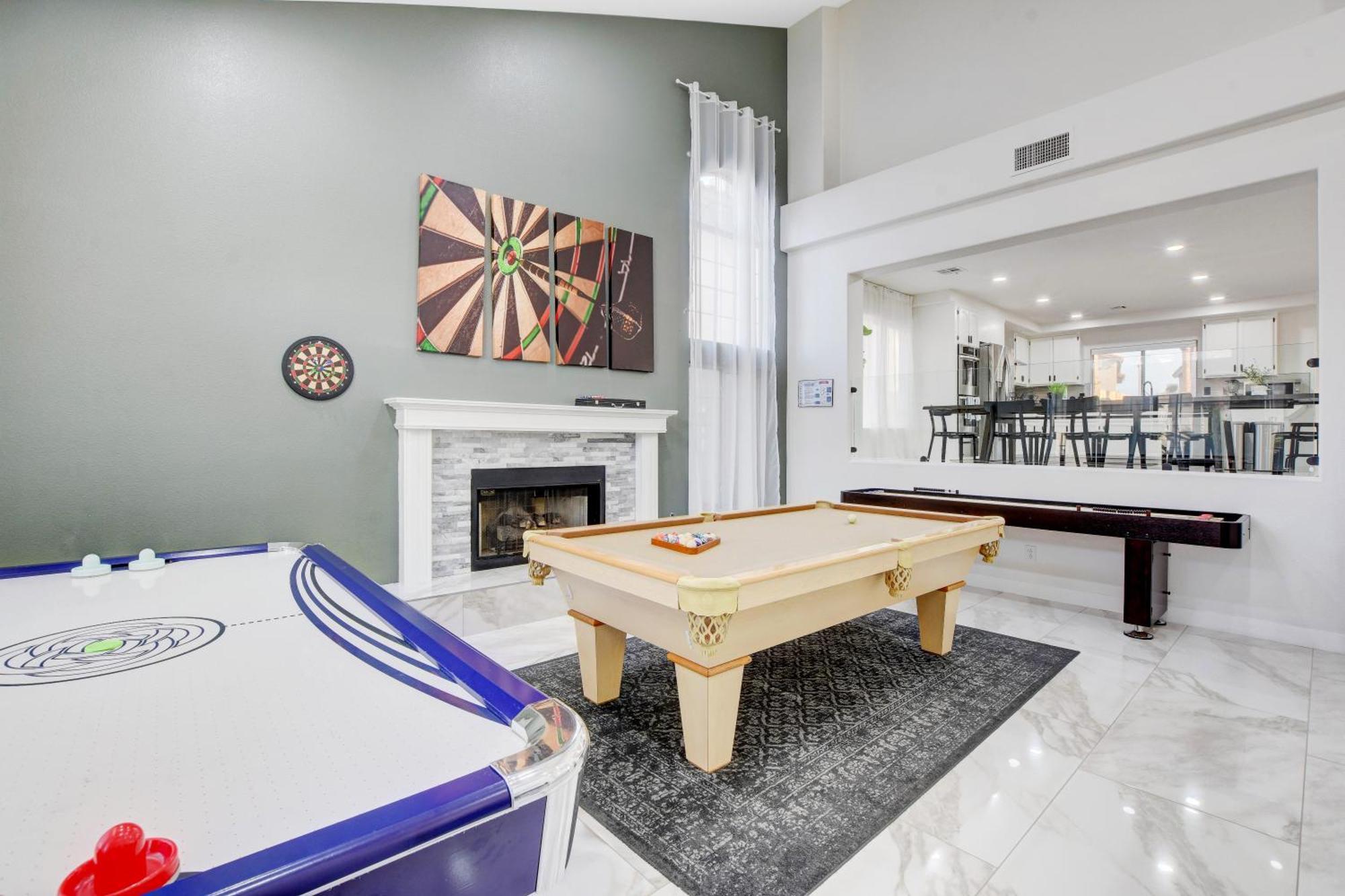 Buddha Play Modern With Pool & Sauna Near Vegas Strip Holiday home Las Vegas