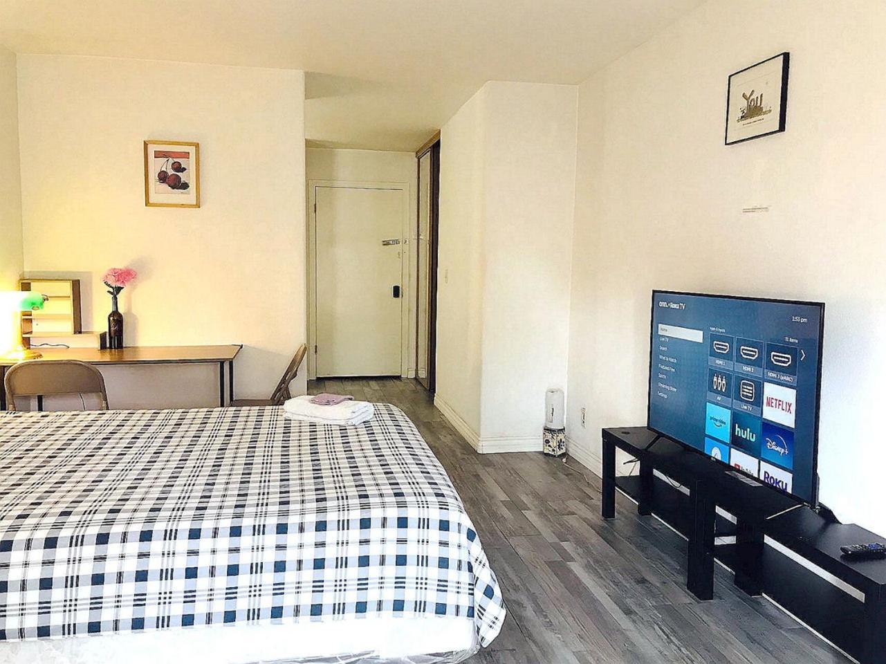 Homestay Super Bedroom With Private Bathroom 5 *