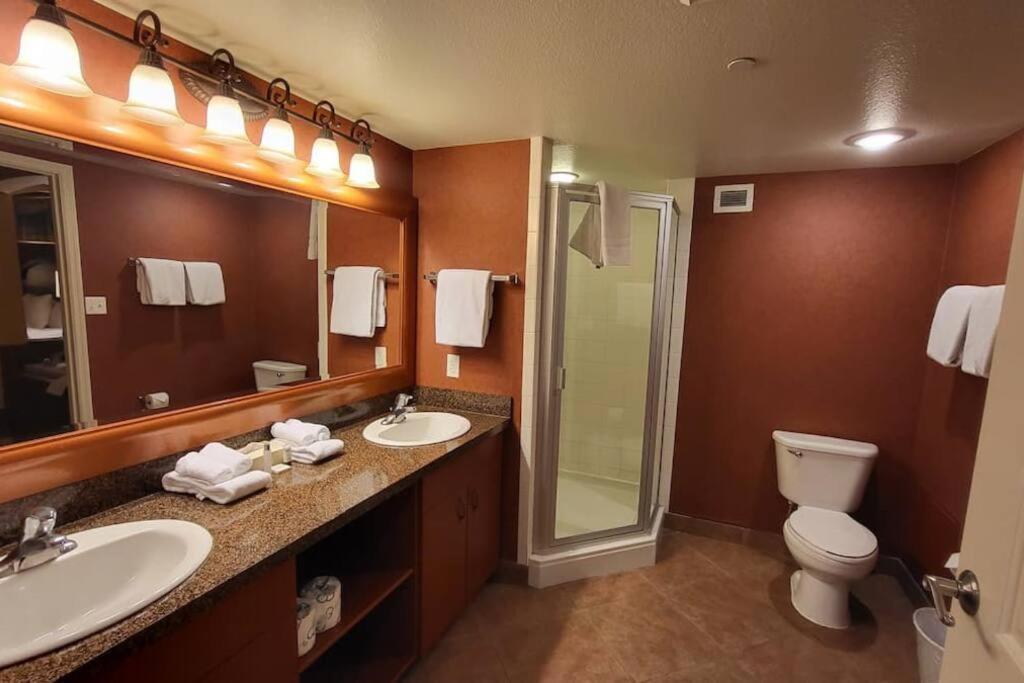 Vegas Modern Suite+amenities * Las Vegas