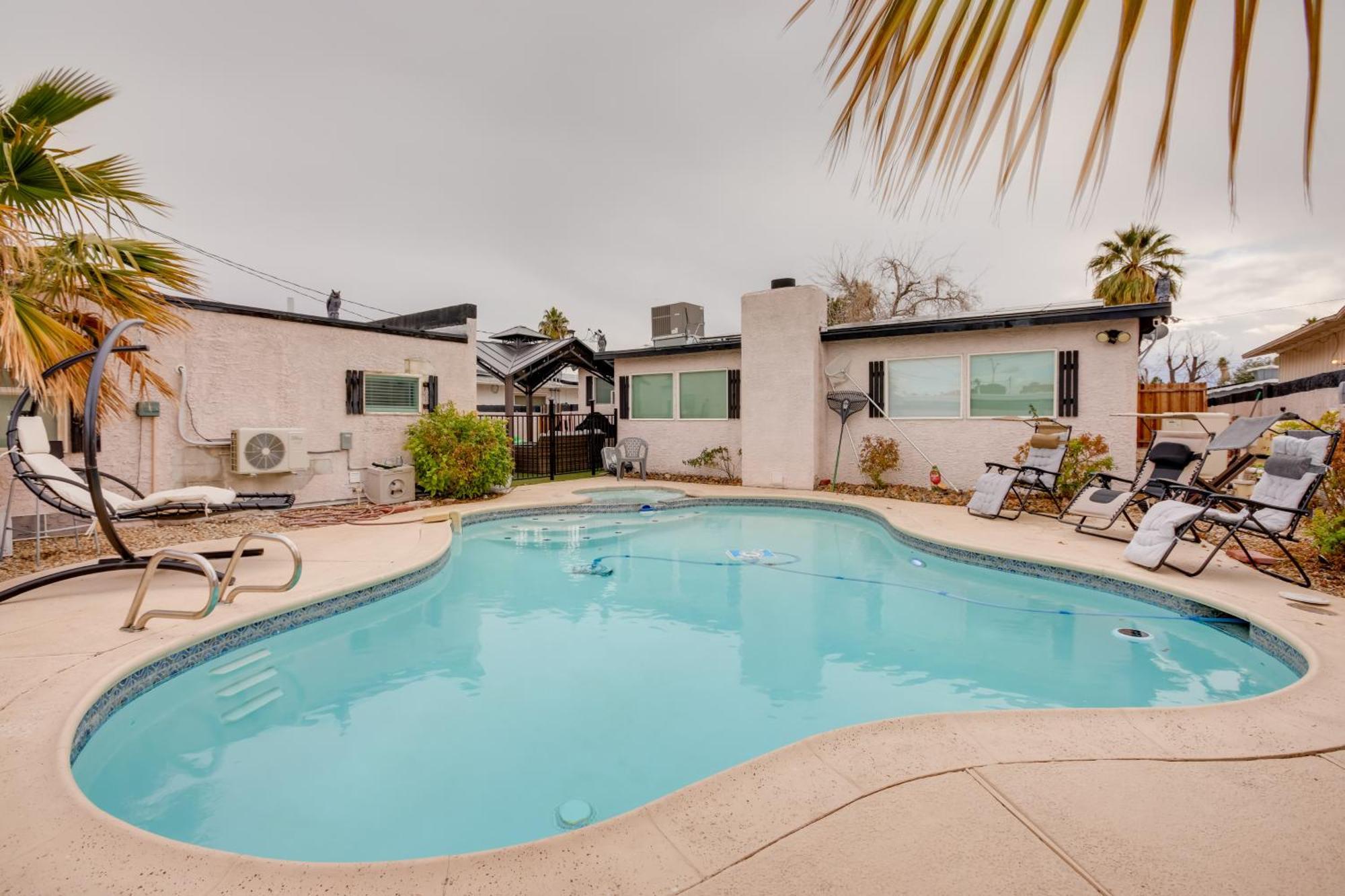 Cozy Vegas Casita About 3 Mi To Vegas Strip! * Las Vegas