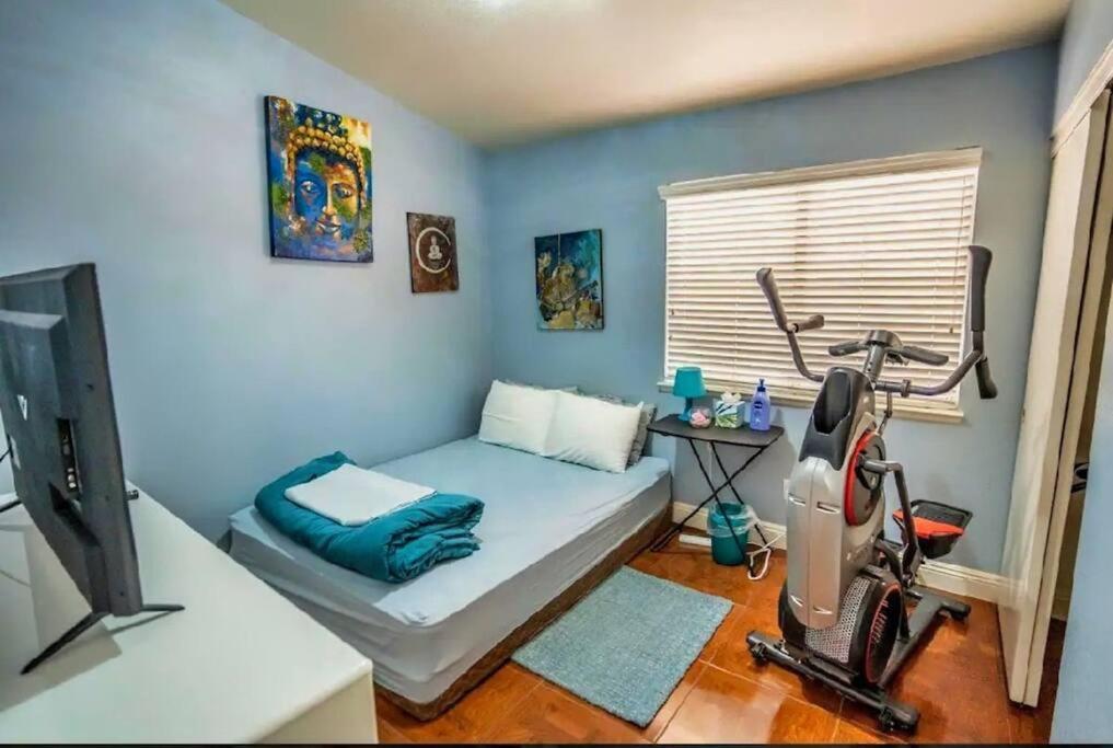 Pet Friendly Rancher With Pool/sw Vegas Villa *