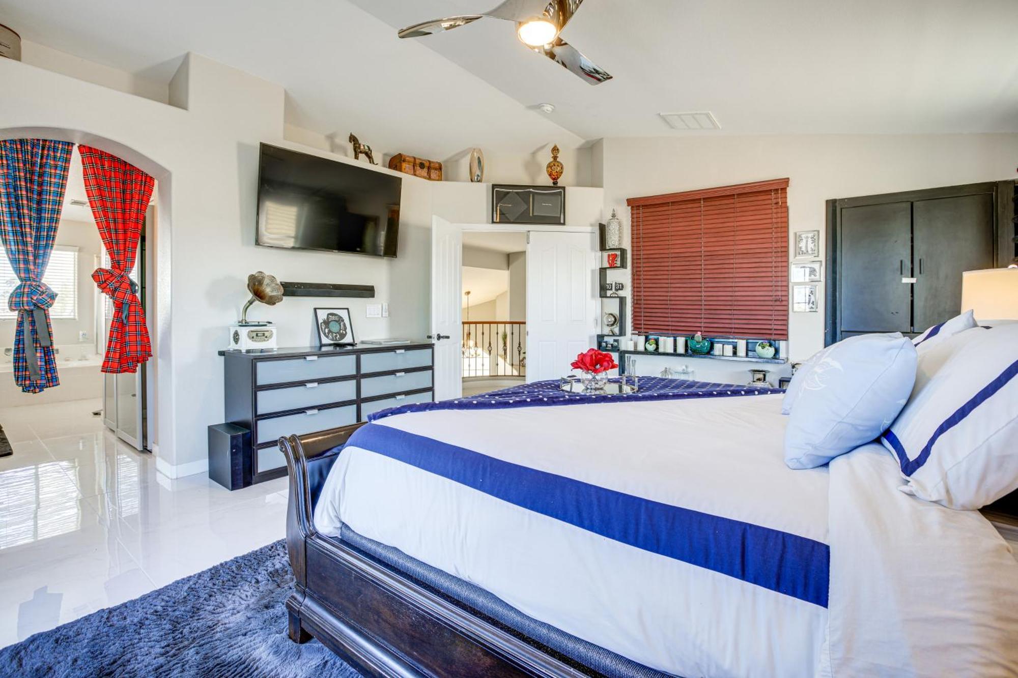 Luxe Henderson Retreat With Pool - 13 Mi To Strip! *