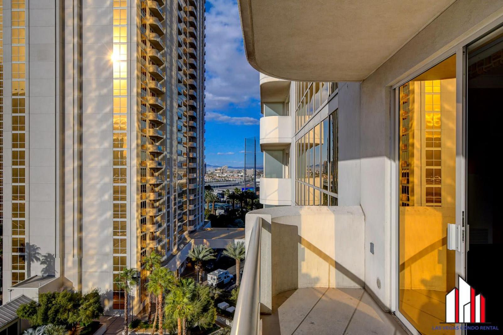 Mgm Signature-07-607 Accessible Strip View Balcony Holiday home Las Vegas