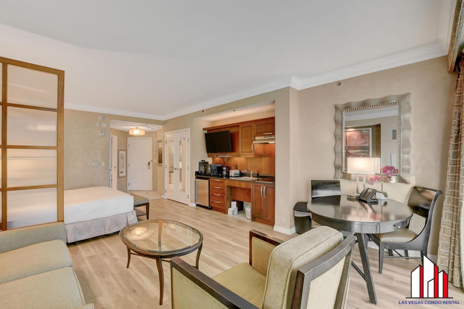Mgm Signature-07-607 Accessible Strip View Balcony Holiday home