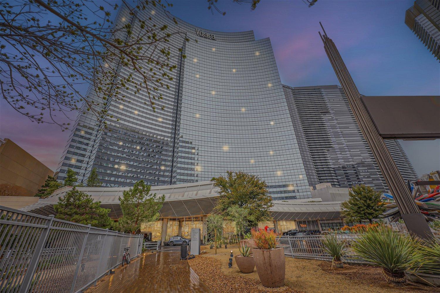 Corner At Vdara And Apartment *