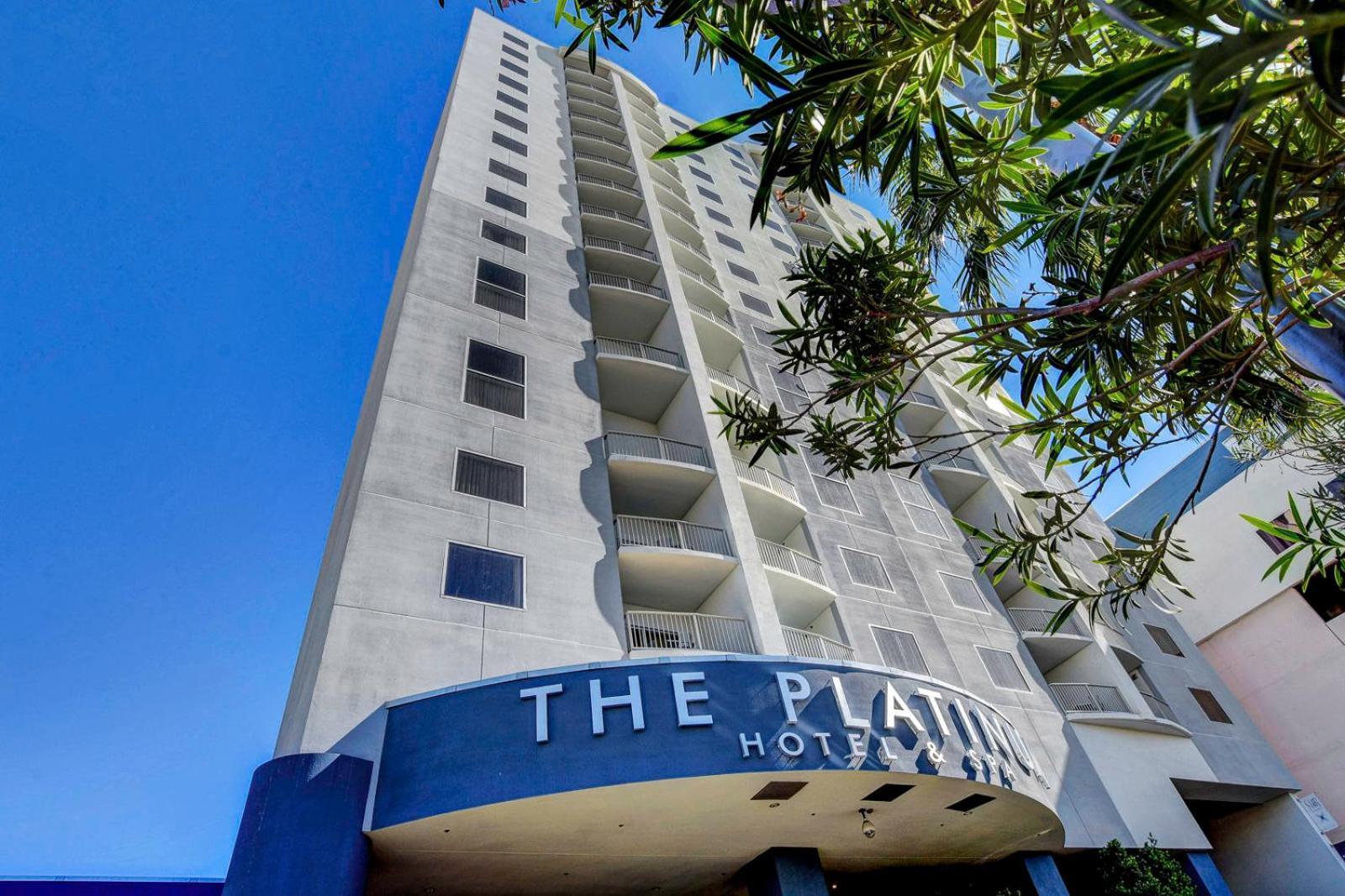 Diligence At The Platinum - No Fees And Free Parking Aparthotel *