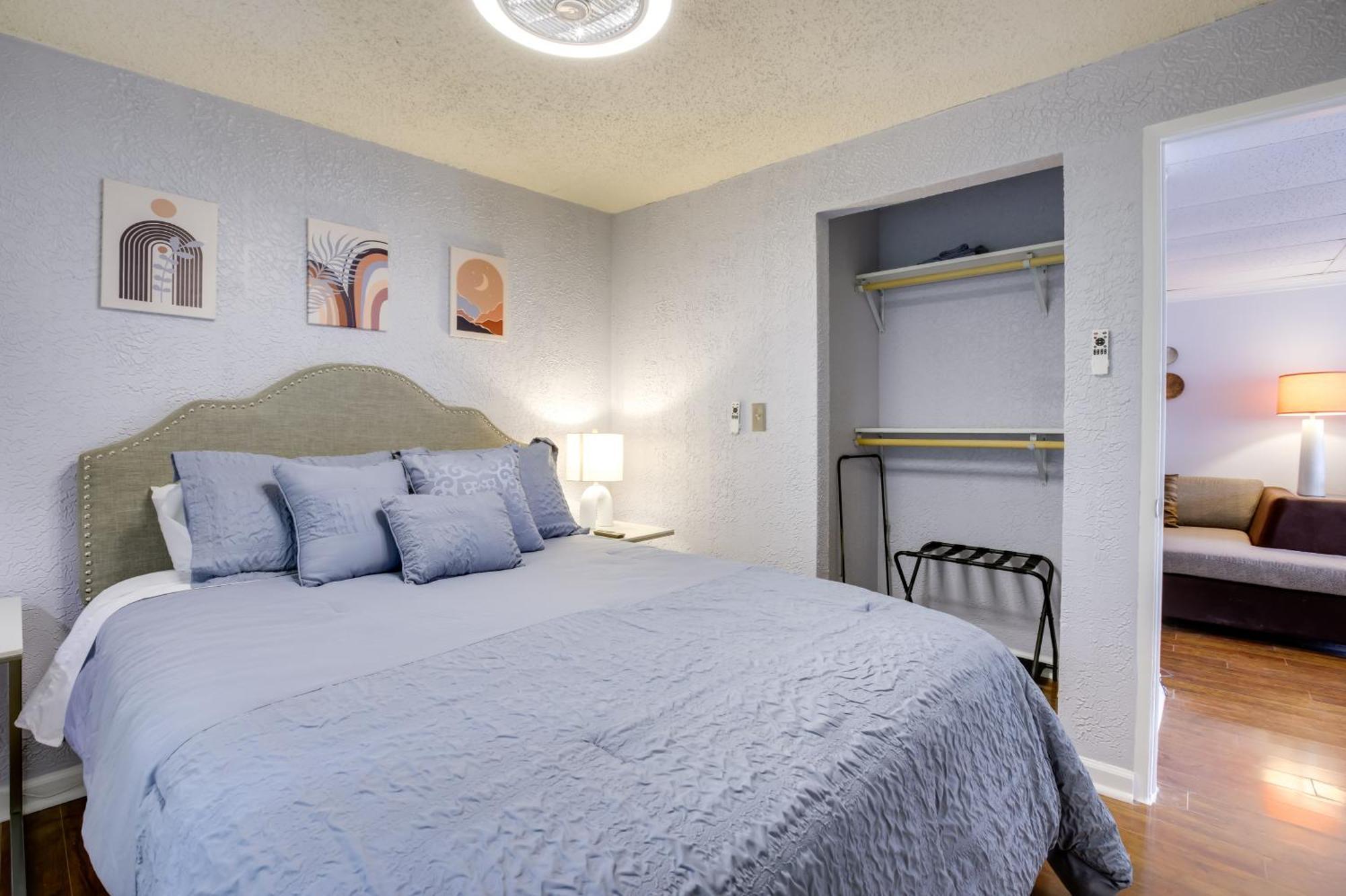 Cozy Vegas Casita About 3 Mi To Vegas Strip! Holiday home Las Vegas
