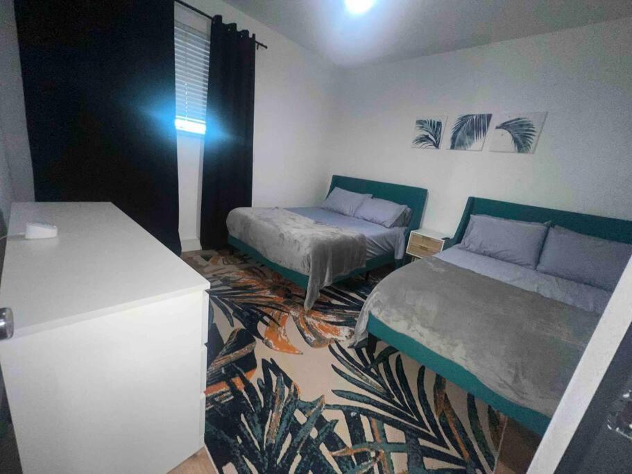 The Peacock - 8 Bdr 4 Bth 14 Bds Villa *