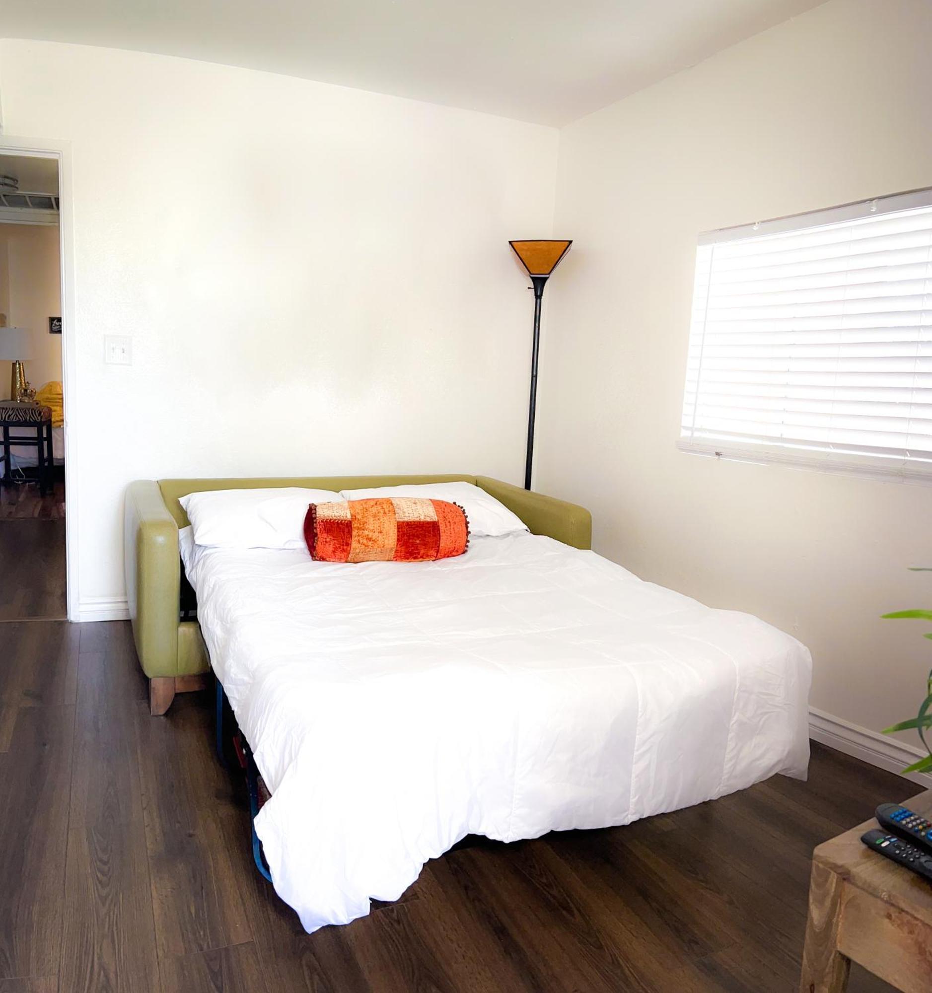 Very Cute And Comfy Apartment