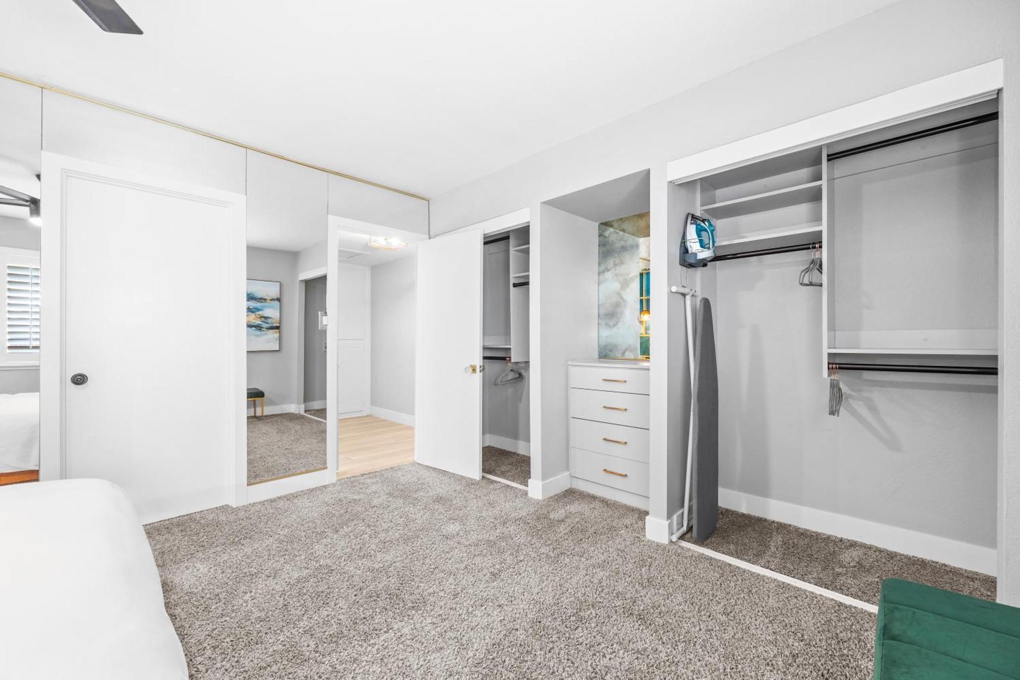 Holiday home Close To Strip, King Beds, Pool, Bbq, Modern Las Vegas
