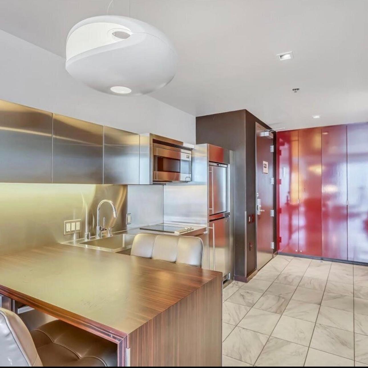 Palms Place Residential Tower 5*