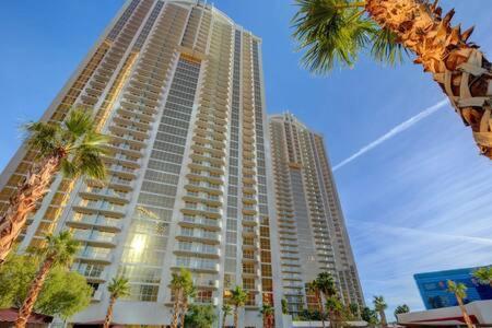 Mgm Signature-07-802 1br 2ba Balcony * Las Vegas