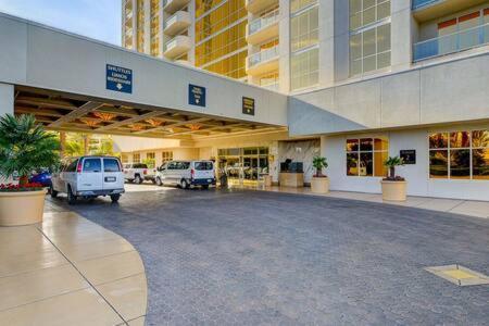 Holiday home Mgm Signature-07-802 1br 2ba Balcony