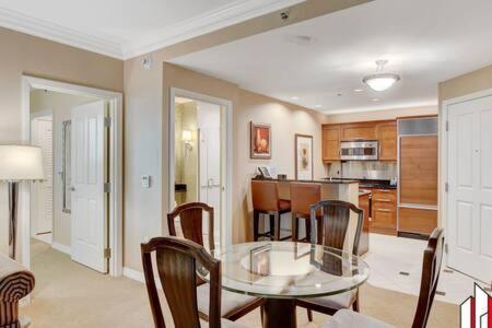 Holiday home Mgm Signature-07-802 1br 2ba Balcony
