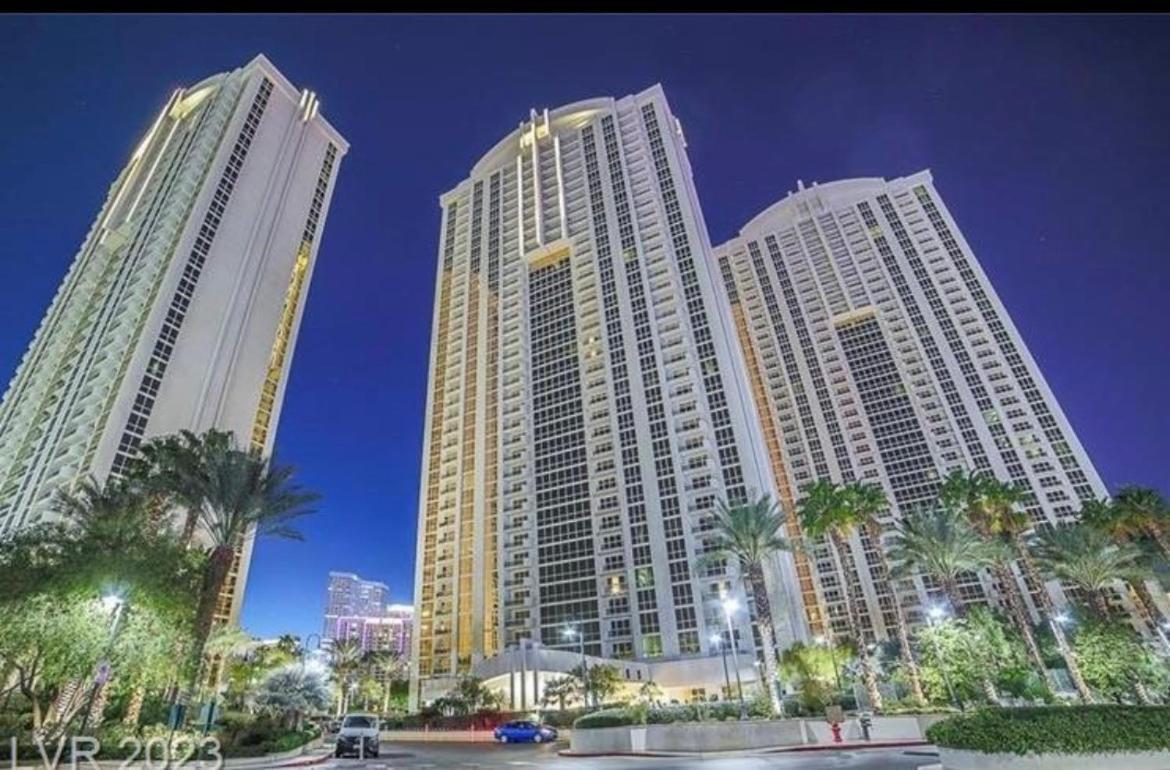 Luxe 1br 2bth Mgm Signature Balcony Aparthotel